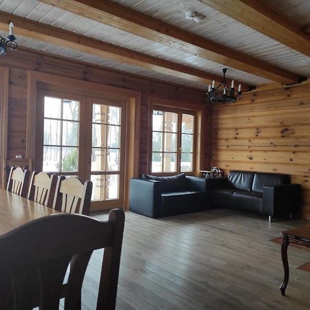 Guest House Unguri Stalbe Екстериор снимка